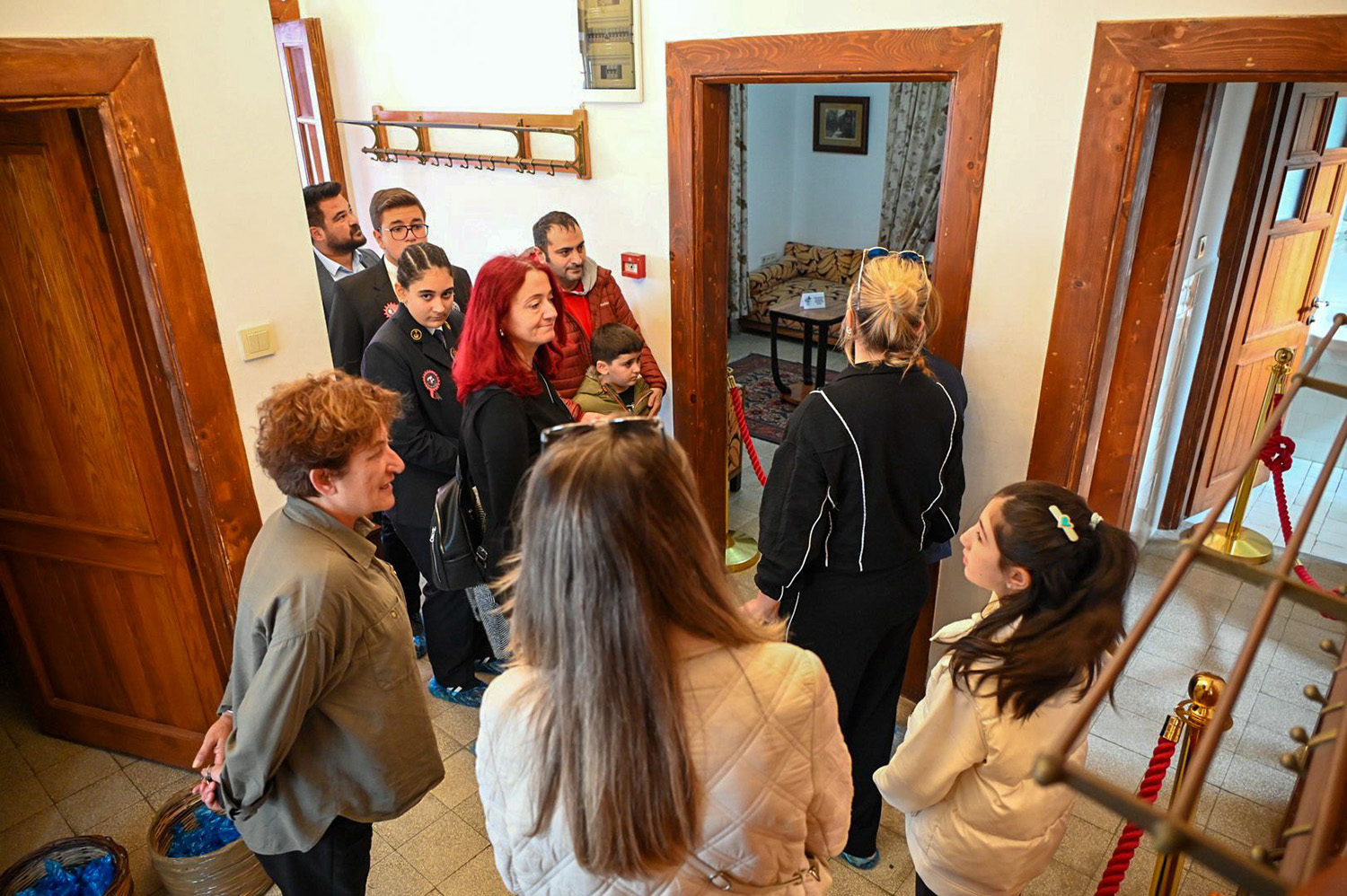 Yürüyen Köşk Ziyaretçiler (8)