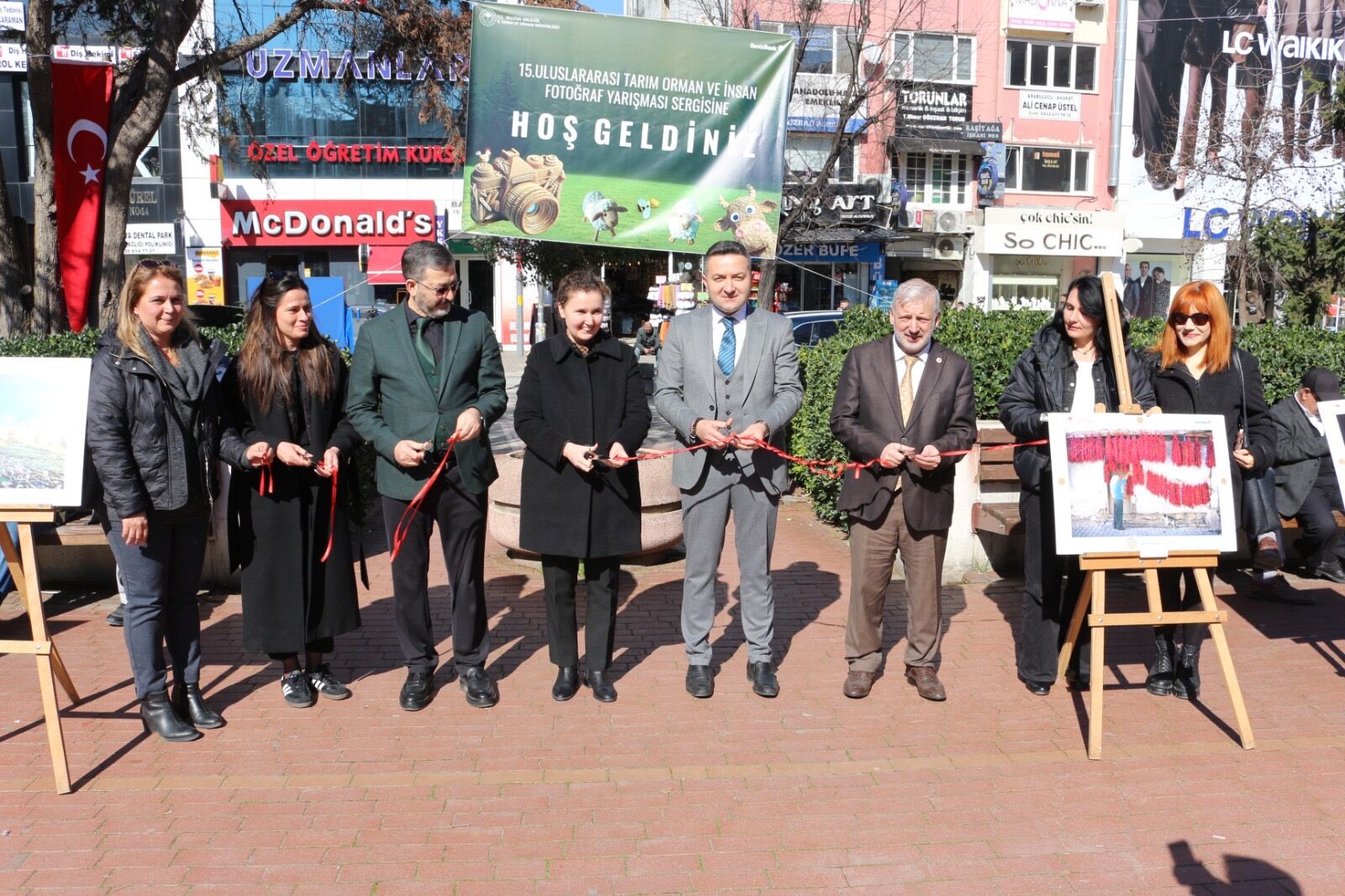 07Af19F6 9B27 42F6 92Db A8Ee9843D518