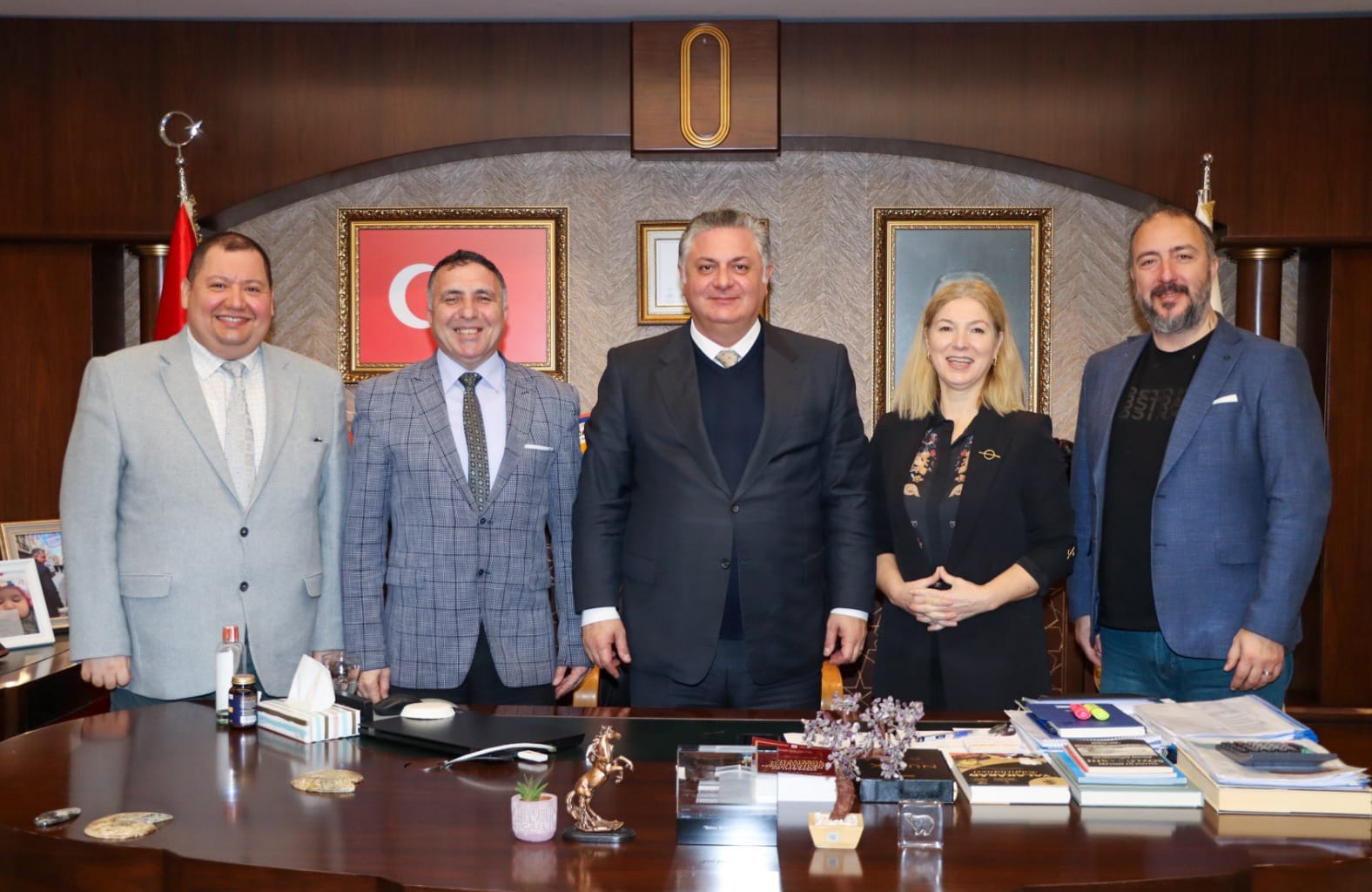 2Dc876Ae Ce8C 4A40 Bda7 86A86C9Ff77C-1