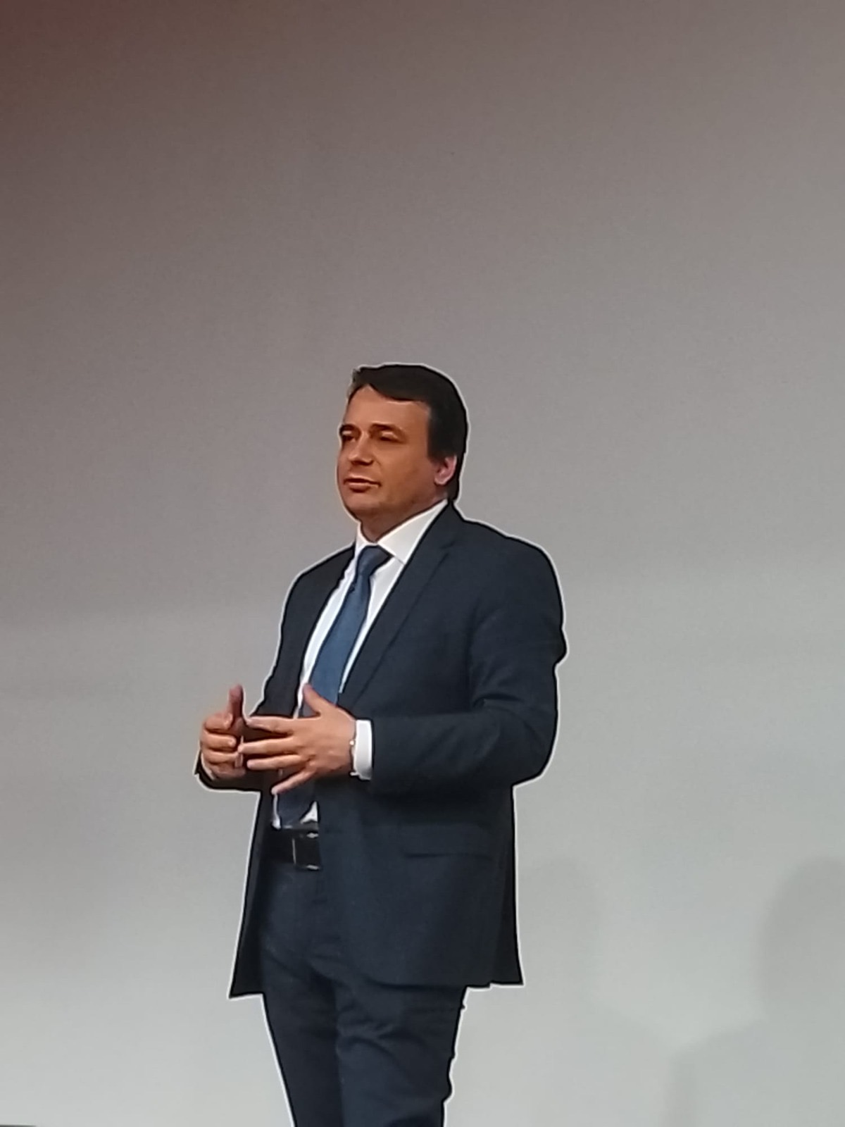 74E03F91 563B 487C 804A 2C7E9443Cd53