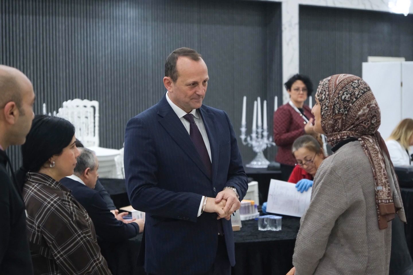 E9B0A93B F9C8 417B A1C8 Cbef80Cae084