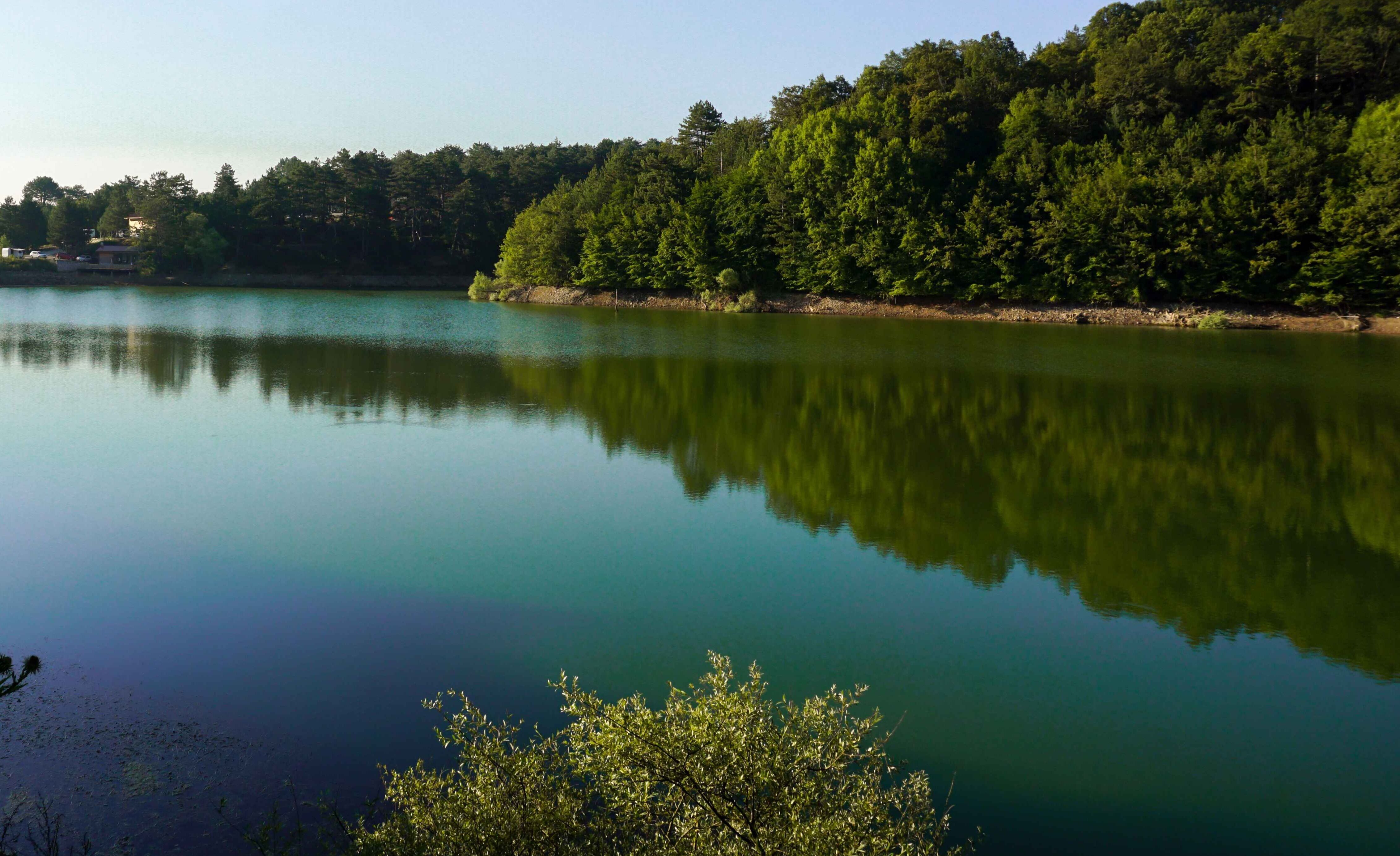 4 Bi̇leci̇k, Yeni̇pazar Gölü