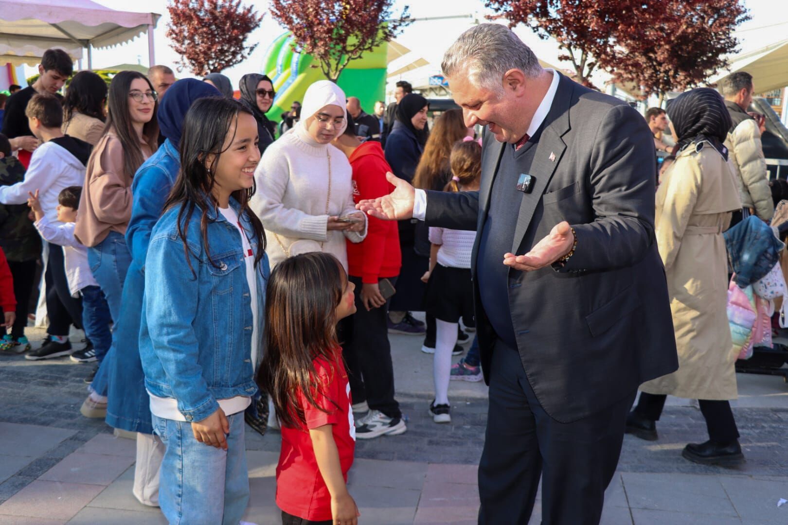 23 Ni̇san Başkan Çocuklar Vatandaş (10)