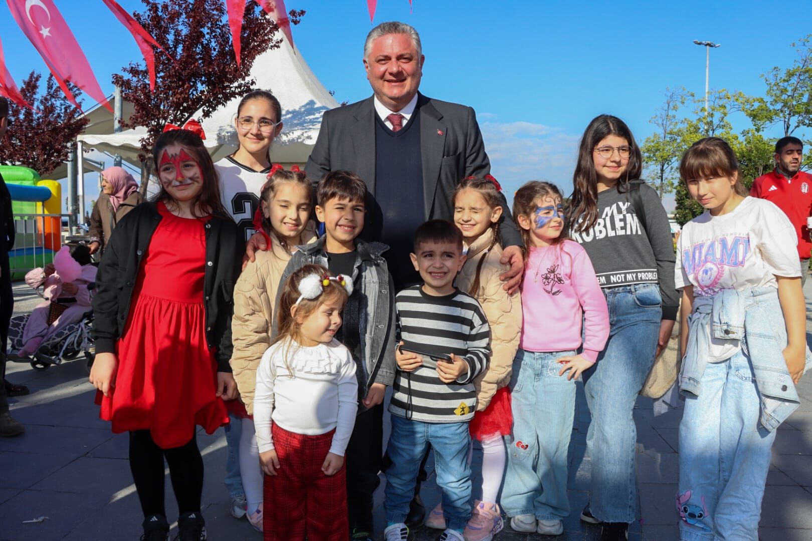 23 Ni̇san Başkan Çocuklar Vatandaş (4)