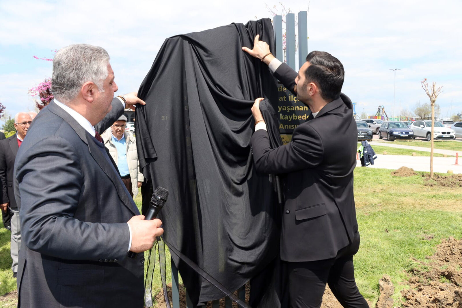 Anıt Açılış (4)