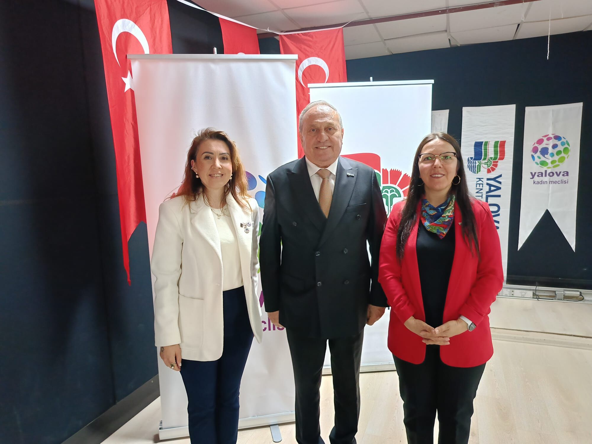 I M G 20260417 W A0007