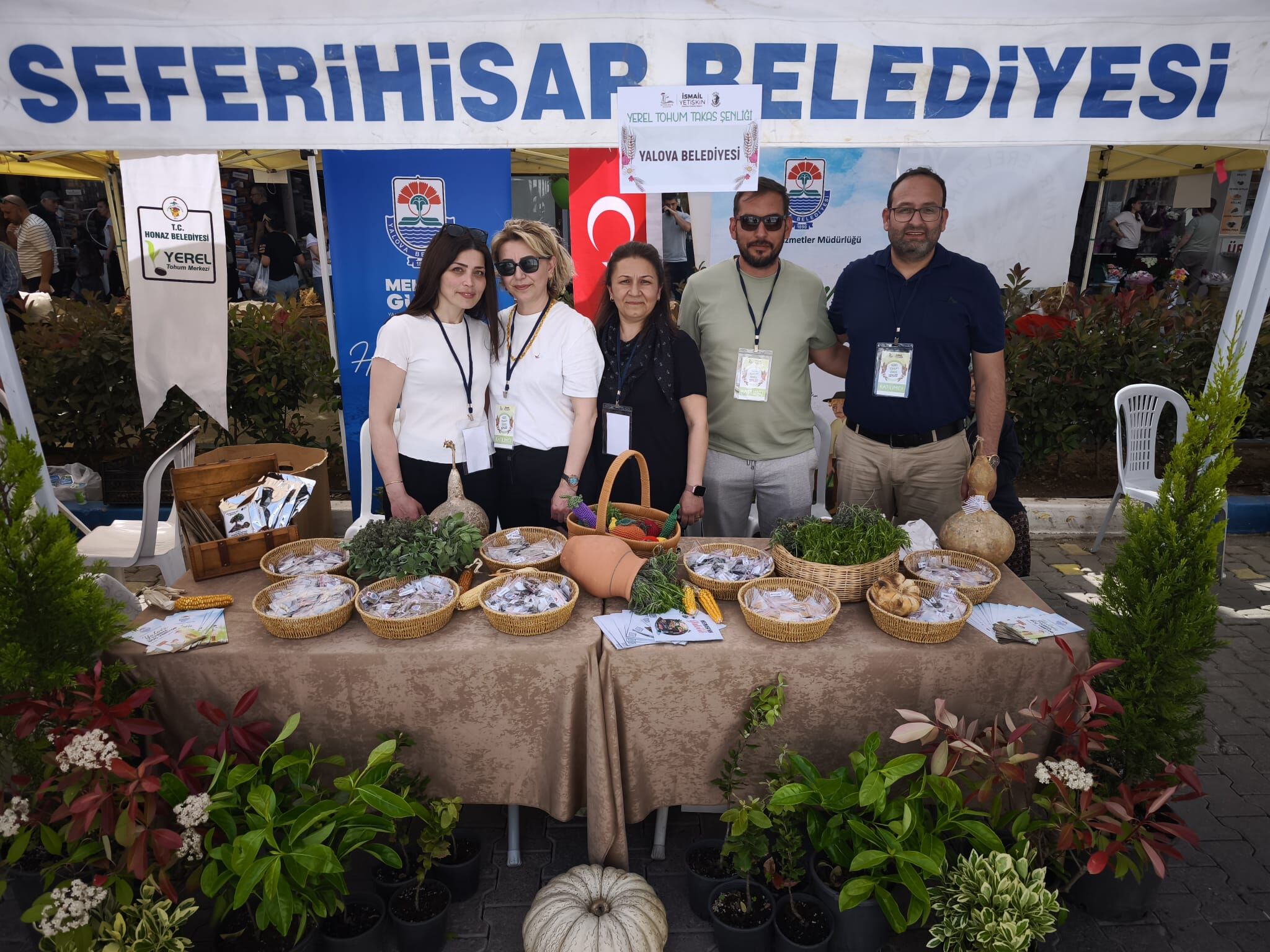 Yalova Beledi̇yesi̇ Yerel Tohumlari Seferi̇hi̇sar'da Tanitti (2)