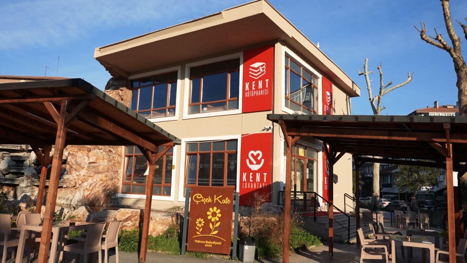 Kent Kütüphanesi̇ (1)