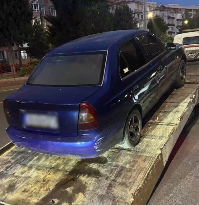 174 Surucu Ayni Hatayi Yapti K 20036320 4990 1 M