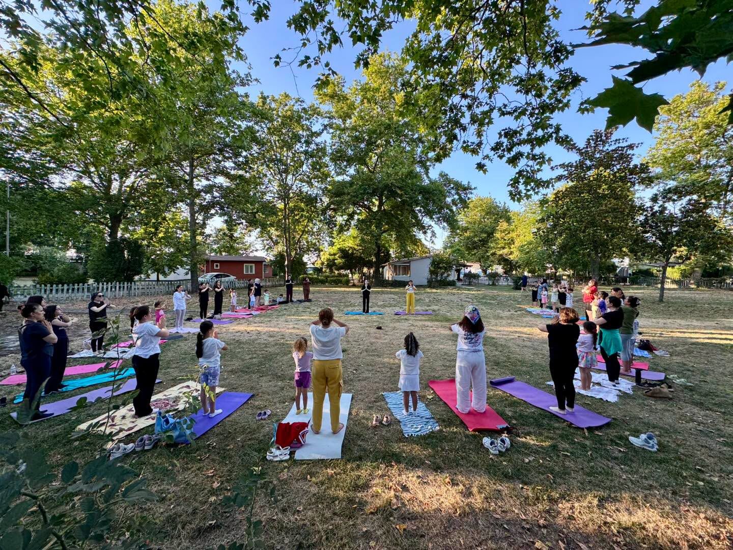 Anne Çocuk Yoga Etkinliği (3).Jfif
