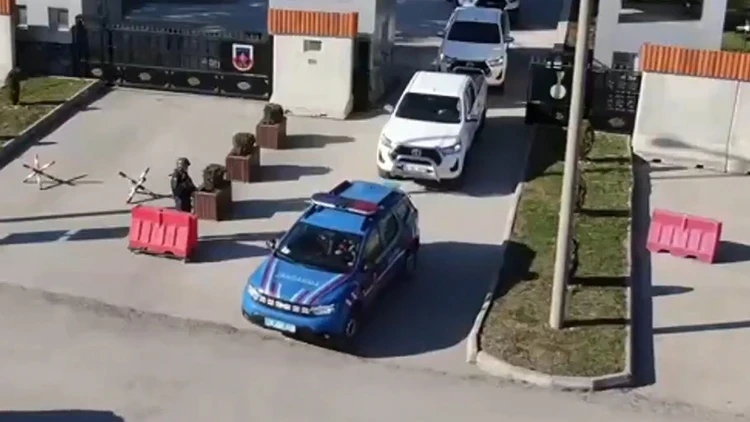 96 Supheli Gozaltinda Uyusturucu Baskini