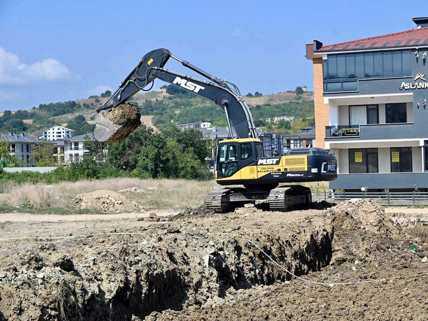 Dere Mahallesi Yol Acma Calismalari