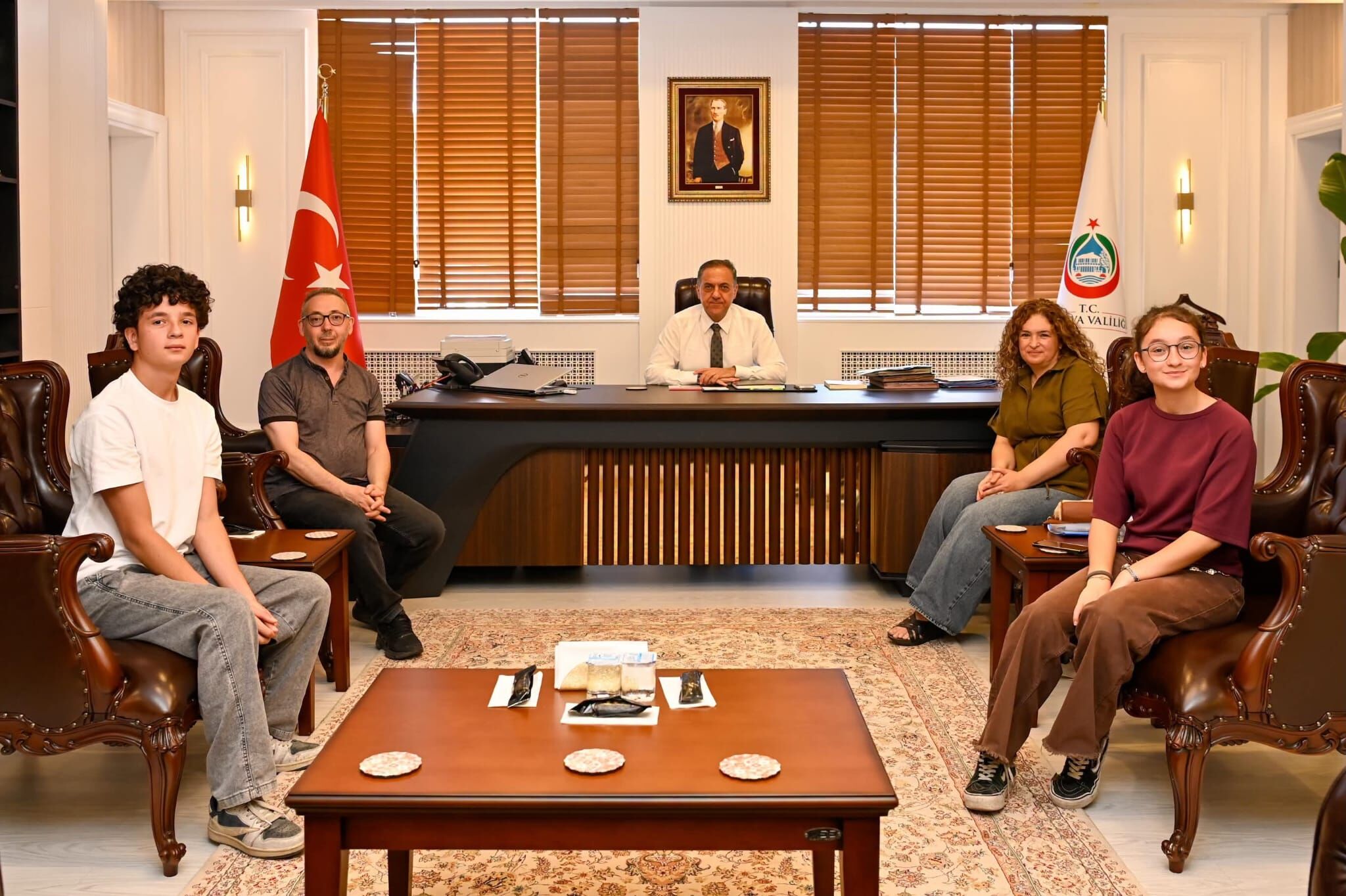 Doc Dr Hasan Olmez Ahu Olmez Vali Ziyareti