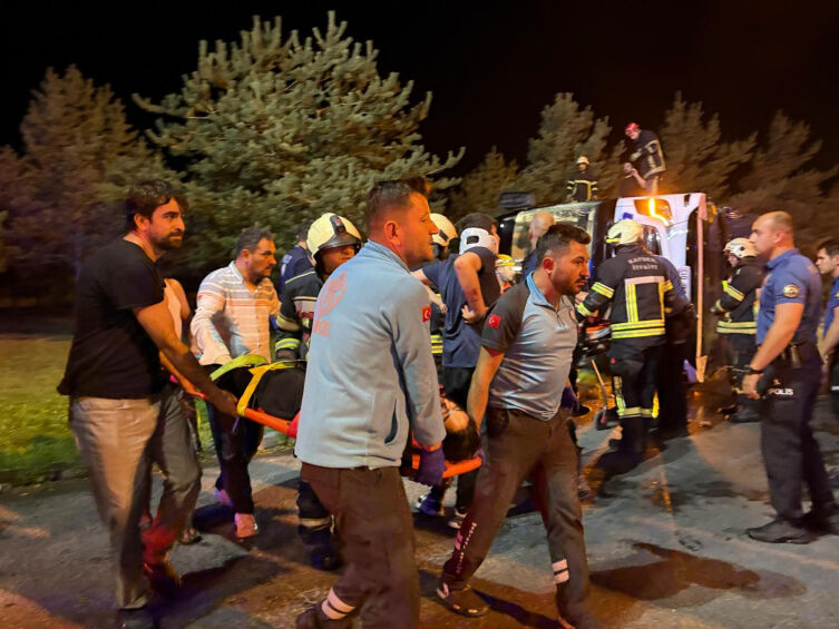 Kayseri Melikgazi Yolcu Otobusu Tanker Kazasi 2