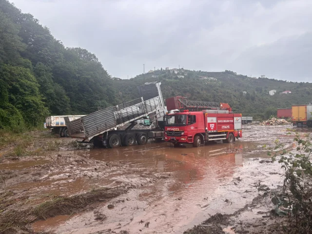 Kesap Karabuldukte Kayip 2 Kisi Araniyor