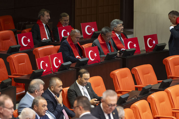 Mecliste Tarihi Cerceve Yasa Oturumu