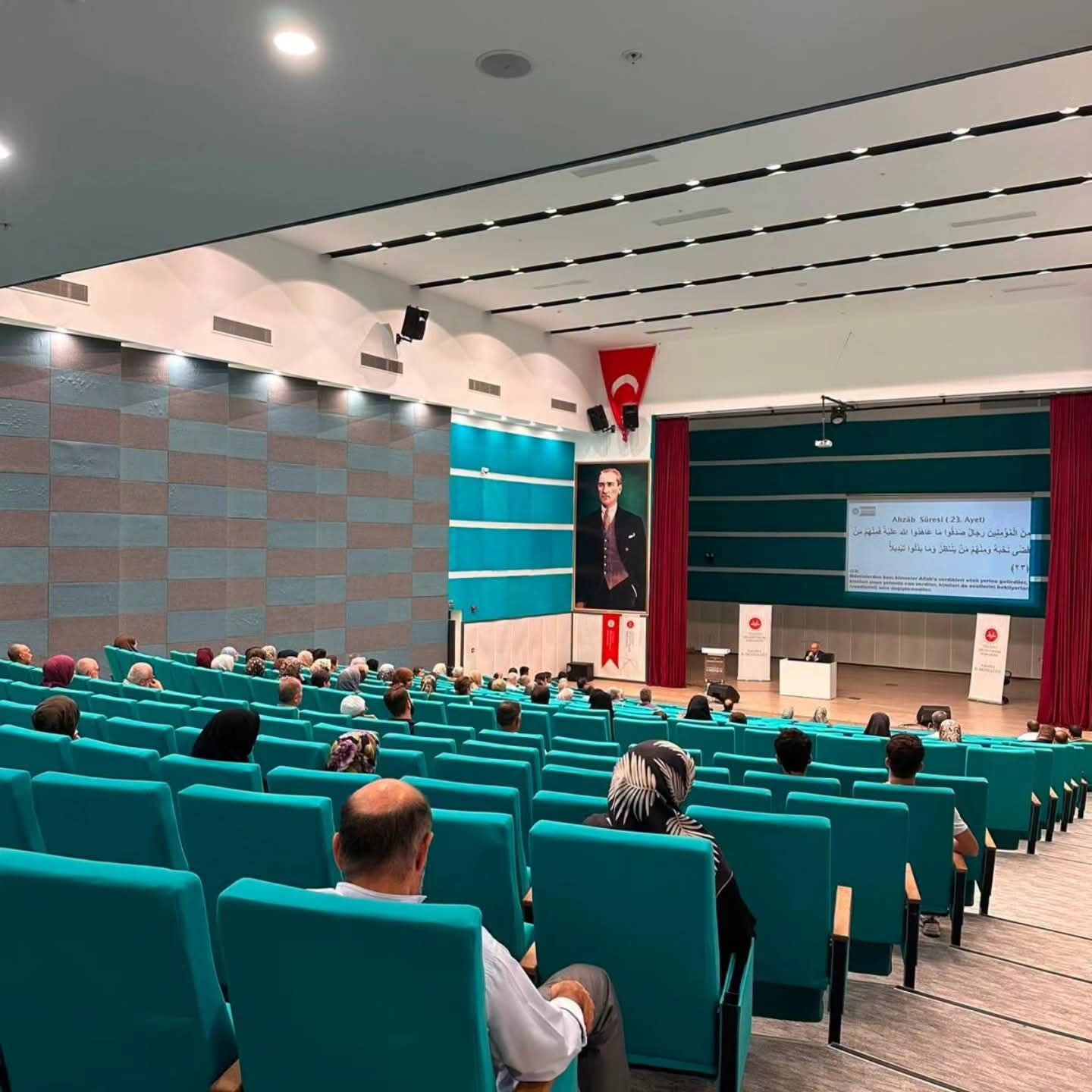 Turgut Aydin Konferans Salonunda Mevlid I Nebi Programi