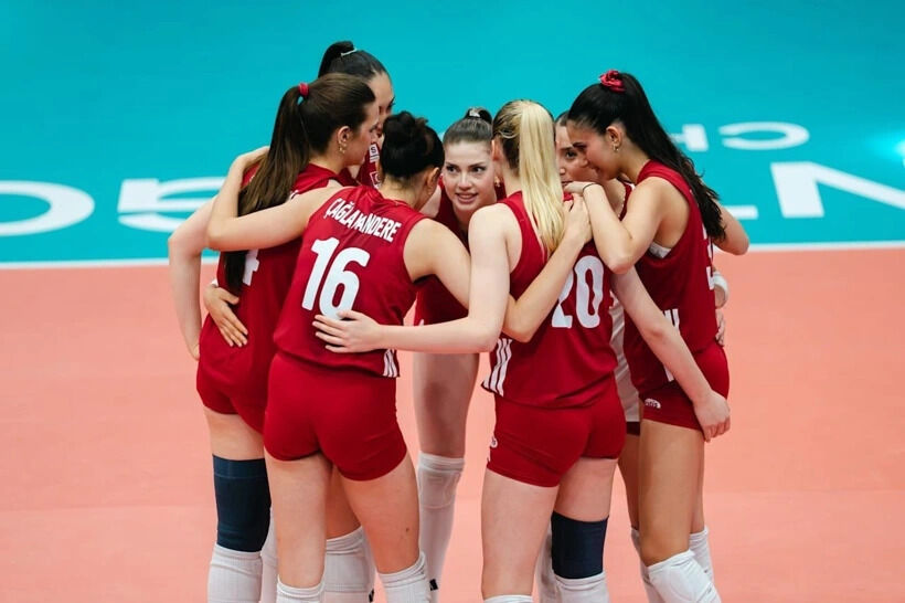 U17 Voldeybol Donusu Muhtesem Oldu
