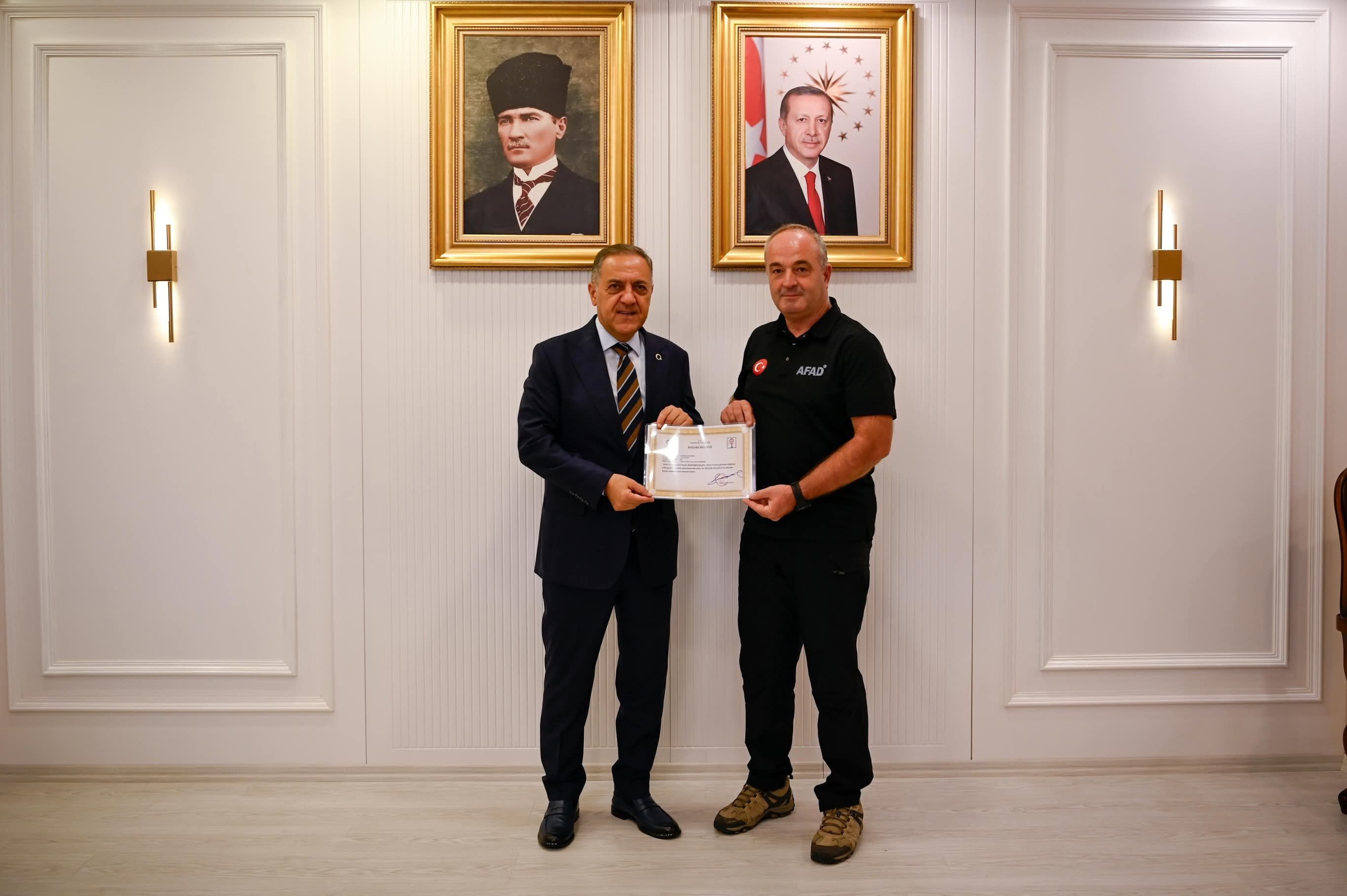 Yalova Valisi Ahmet Hamdi Usta Makam Kabulü 2