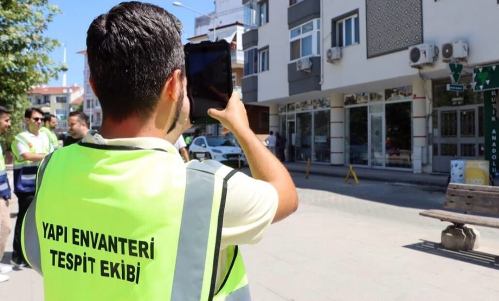Yalovada Deprem Rongteni Yapi Envanter Calismasi