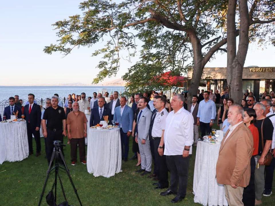 Yalova Barosu Adli Yil Acilis Toreni Yuruyen Kosk