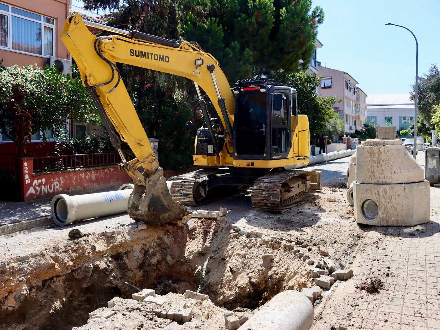 Yalova Belediyesi Kent Geneli Altyapi Ve Parke Calismalari