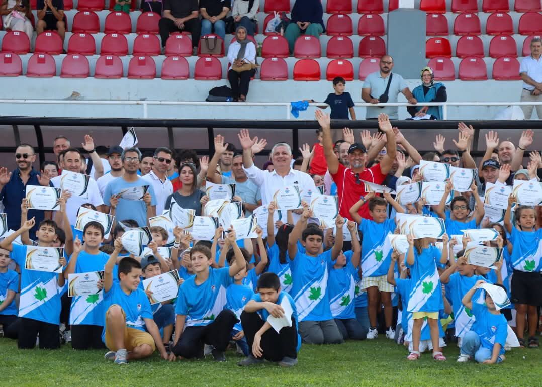 Yalova Belediyesi Yaz Spor Okullari Kapanis Toreni