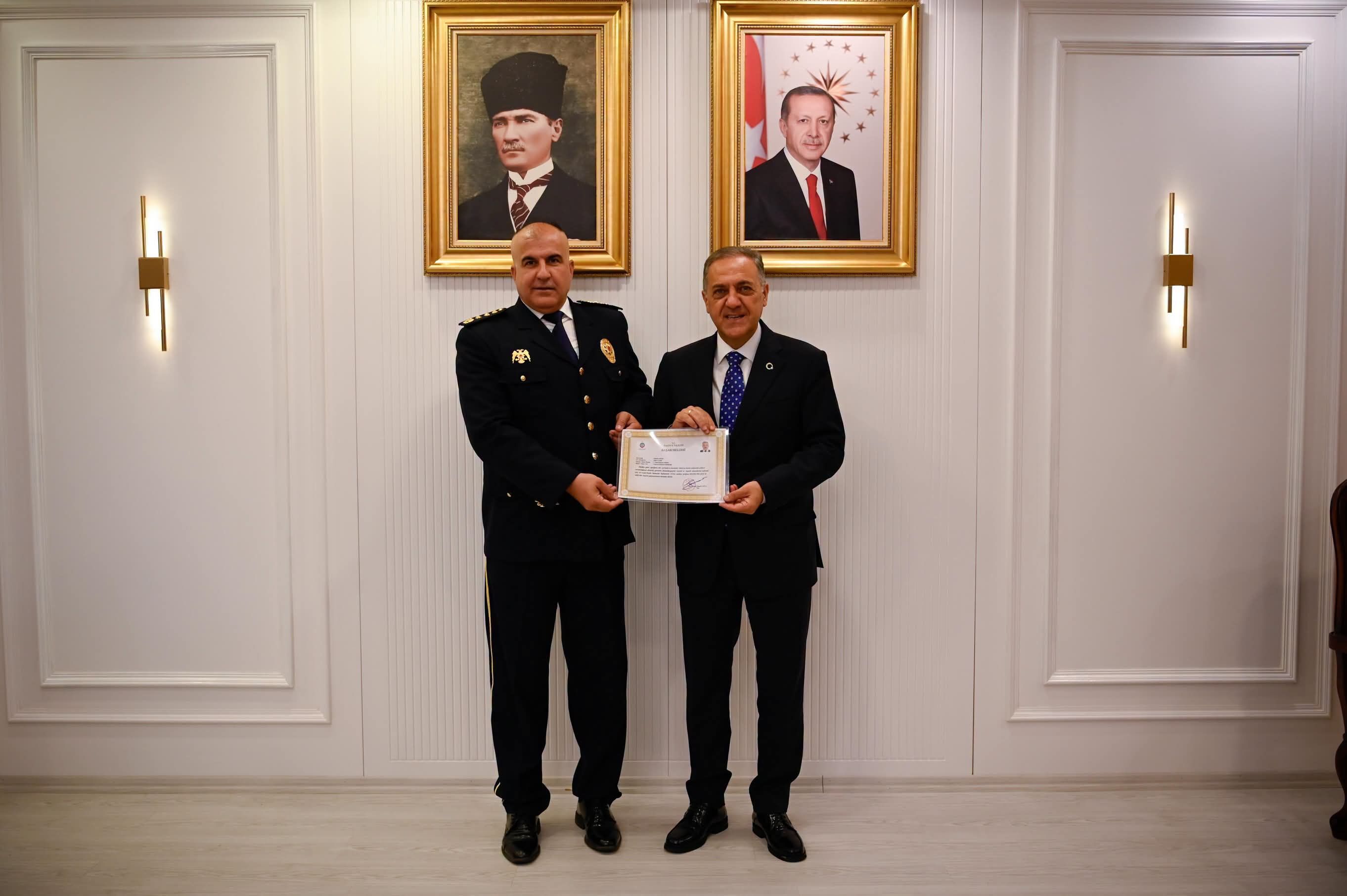 Yalova Emniyet Mudurlugu Terfi Eden Mudurler Ziyareti
