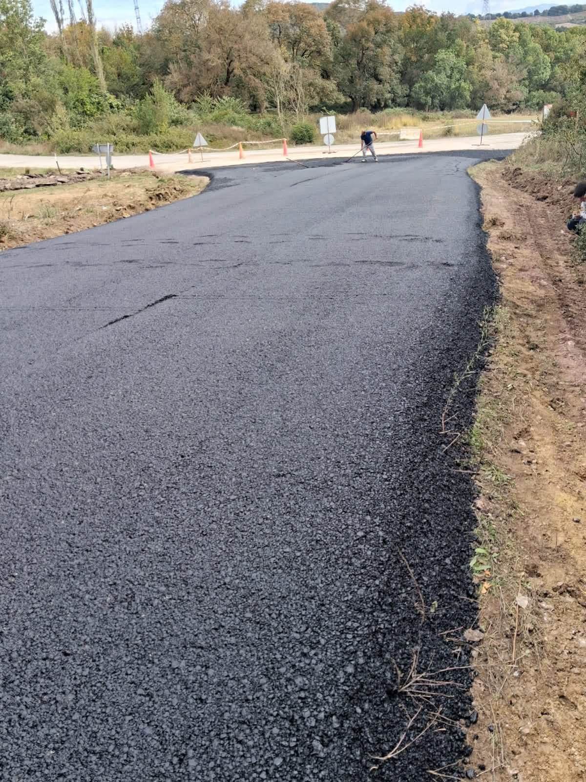 Yalova’da Köy Yolları Yenileniyor: İlyasköy-Karadere Hattında Asfaltlama