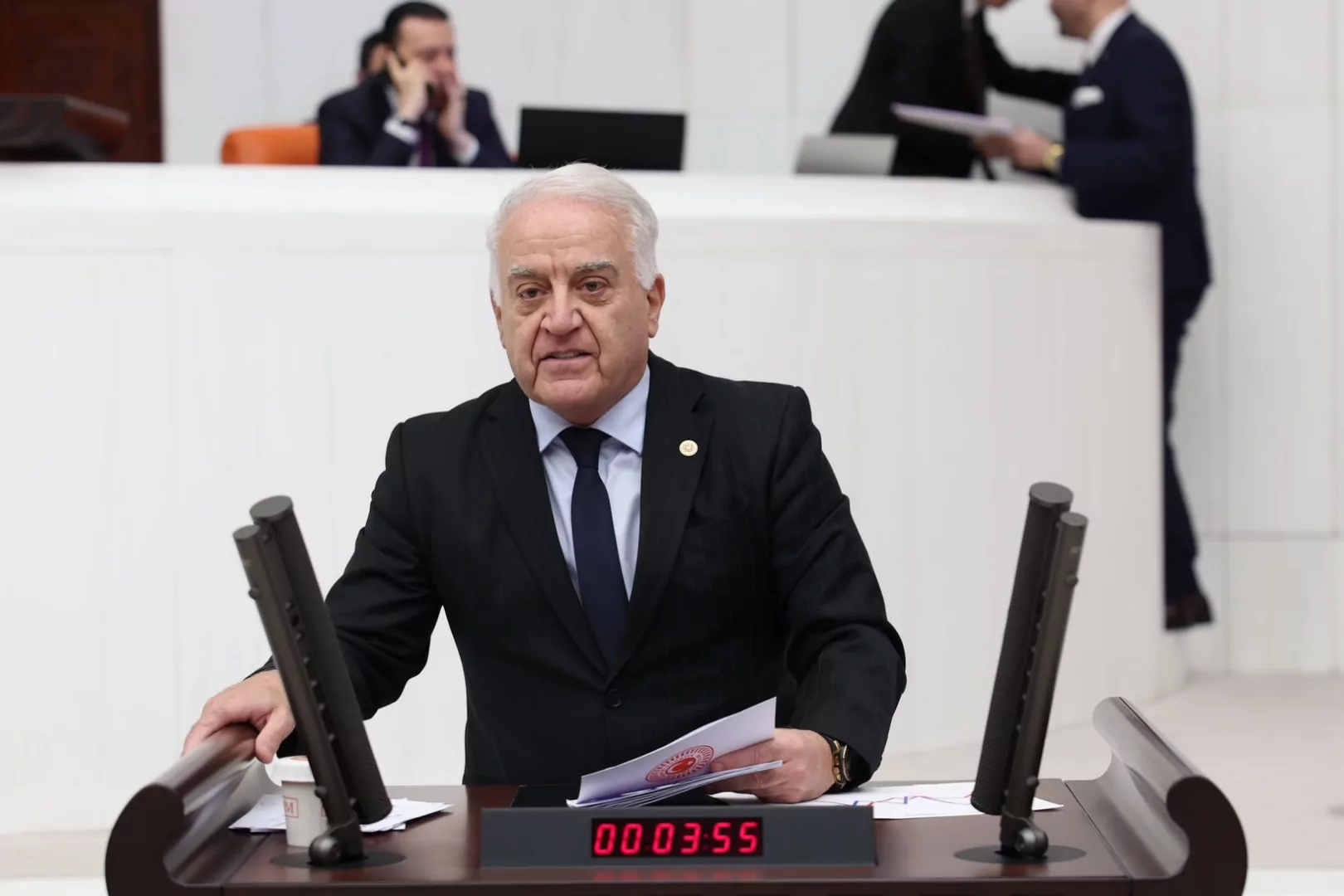 Tahsin Becan: “Özgür Basın Demokrasinin Vazgeçilmezidir”