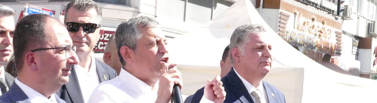 Özgür Özel Yalova’da: Esnafı, üreticiyi ve emekliyi dinledi